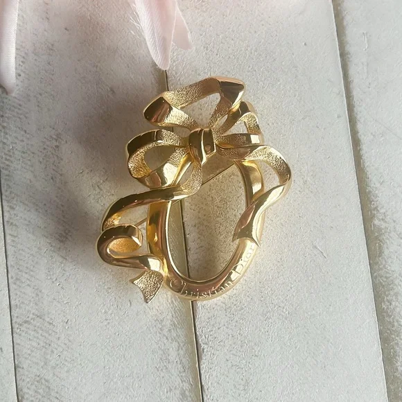 Authentic Dior Gold Ribbon Bow Brooch, 1980’s Vintage Brooch, designer jewelry - Picture 7 of 13